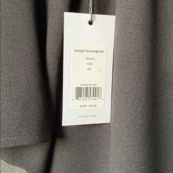 Ali & Jay Dancing in the Moonlight Shift Dress - Picture 7 of 7